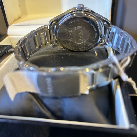 Pulsar PP6049 chornograph MOP Dial Swarovski Crystal Bezel - Picture 4 of 5